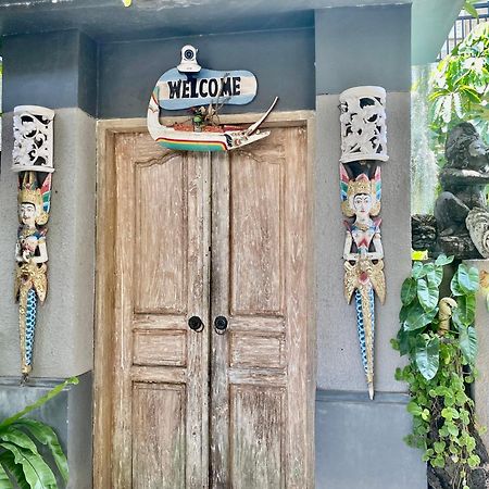 Frog Homestay Sanur ภายนอก รูปภาพ