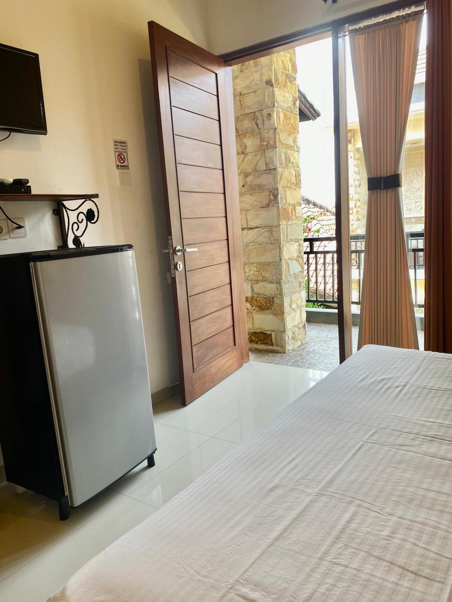 Frog Homestay Sanur ภายนอก รูปภาพ